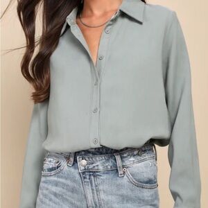 Elegant Women's Sage Button-Up Blouse